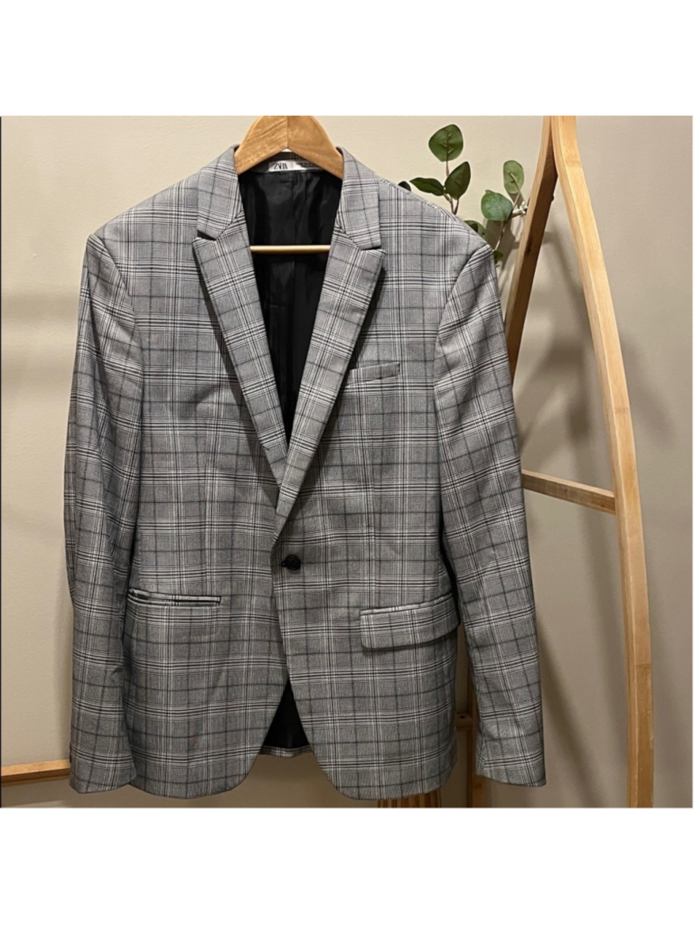 Zara Men's Black and White Checkered Blazer